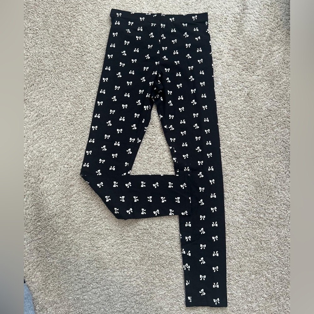 Old Navy Black Leggings with White Bow Pattern
